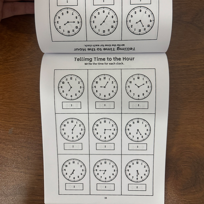 子供向け時間の読み方ワークブック 幼稚園用時計学習アクティビ - Learning Workbook Preschool のレビューと価格